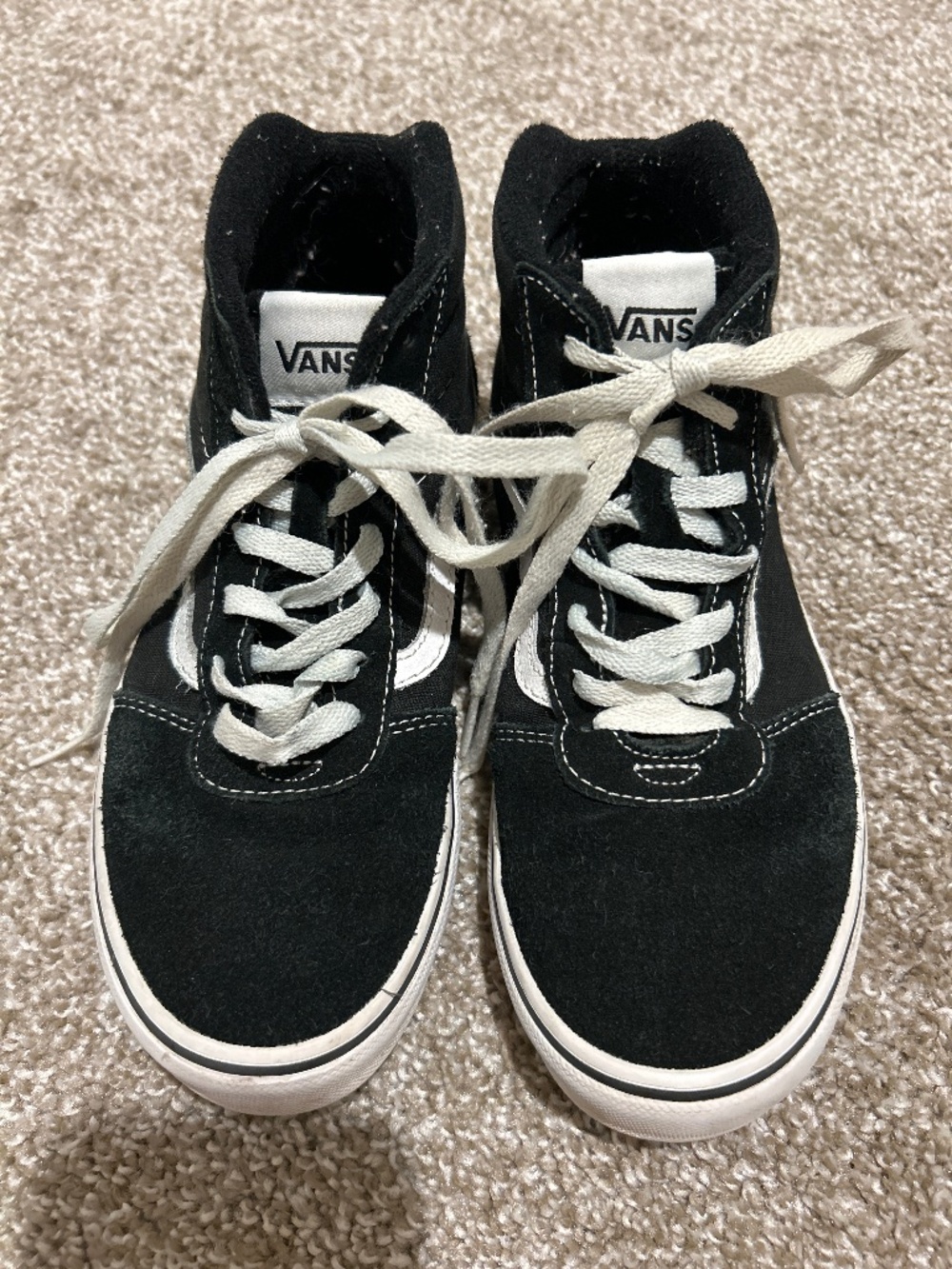 Vans Sk8-Hi high top black and white shoes youth size 4.5